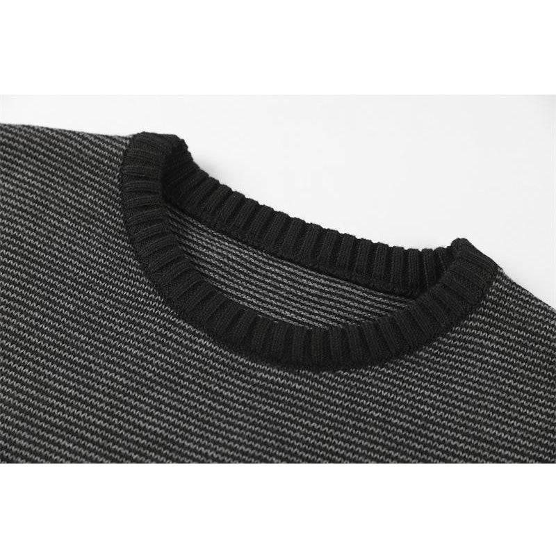Herren-Pullover mit Rundhalsausschnitt, Kontrast an Hals und Saum, Slim Fit